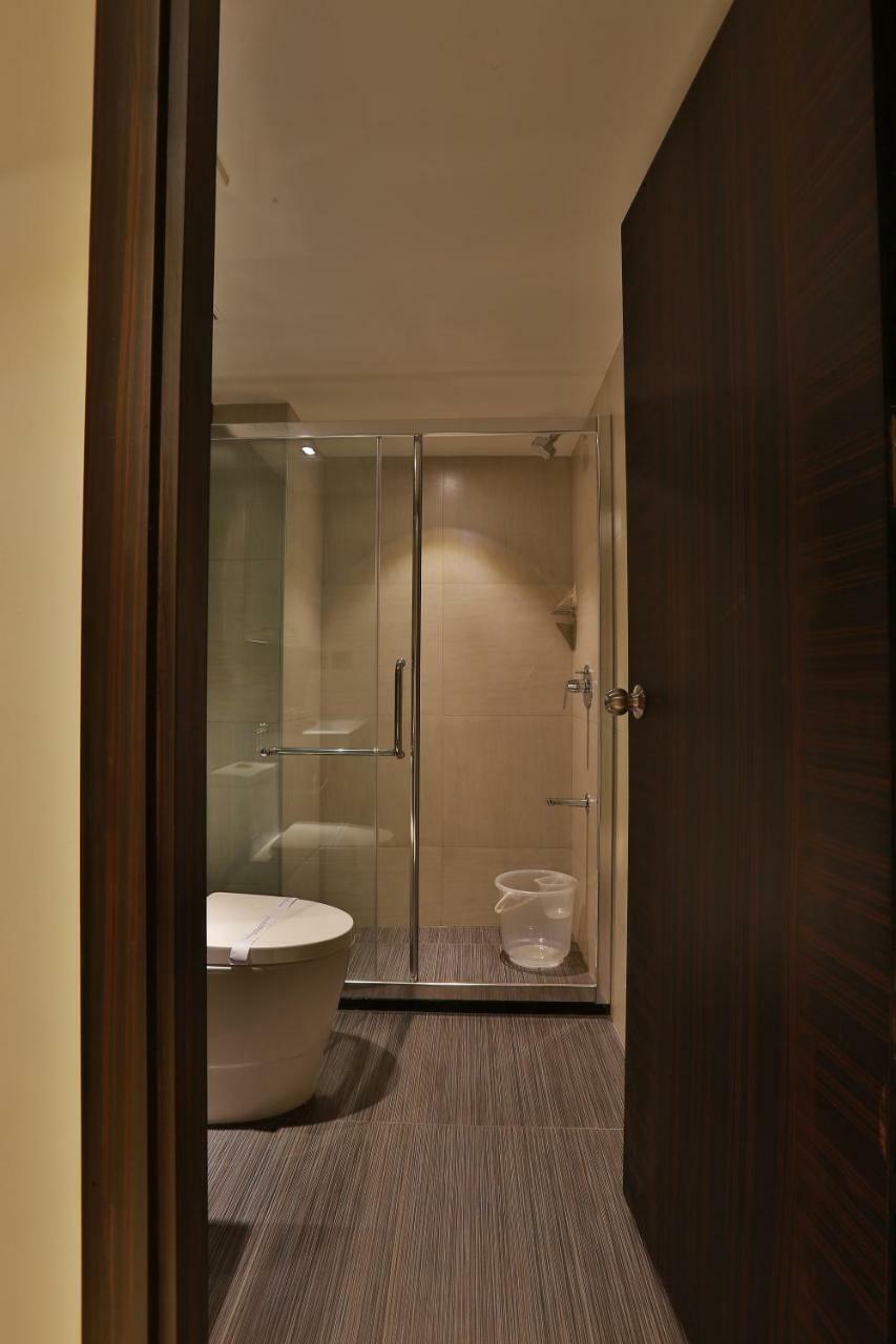Hotel Luminara Kochi Exterior foto